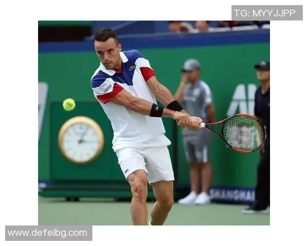 上海排球队在大师赛中的灵活性展现与战术创新分析